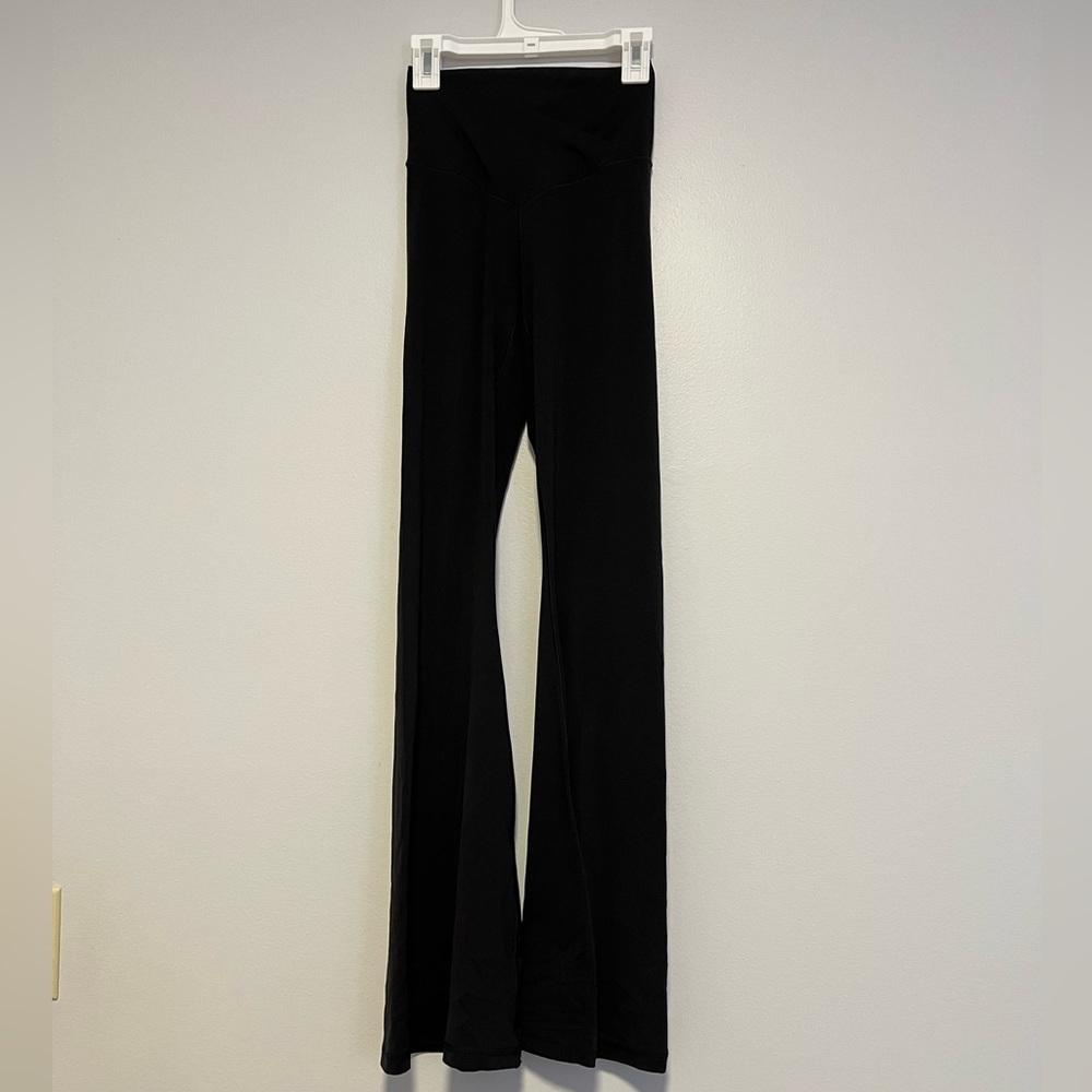 Aerie Real Me Cross Over Flare Leggings Size XS